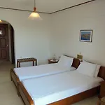 Paradise Hotel