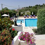 Hotel Paradise 3*