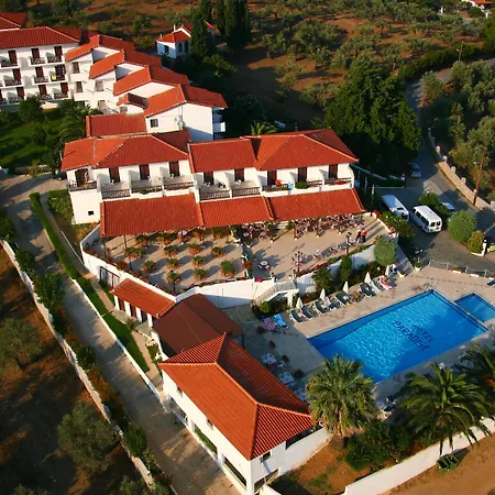 Paradise Hotel 3*
