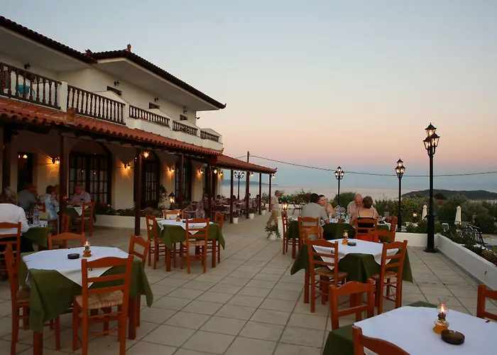 Paradise 3* Vasilias (Skiathos)