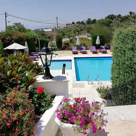 Ξενοδοχείο Paradise 3*