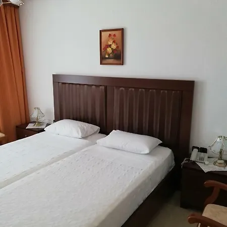 Paradise 3* Βασιλιάς